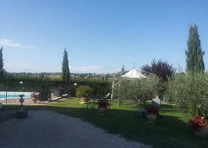 乡村民宿 Il Poggio Del Sole 蒙特法尔科